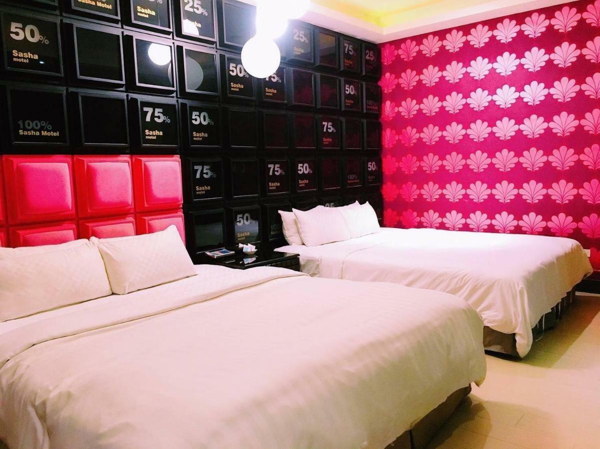Sasha Motel Taichung Buitenkant foto